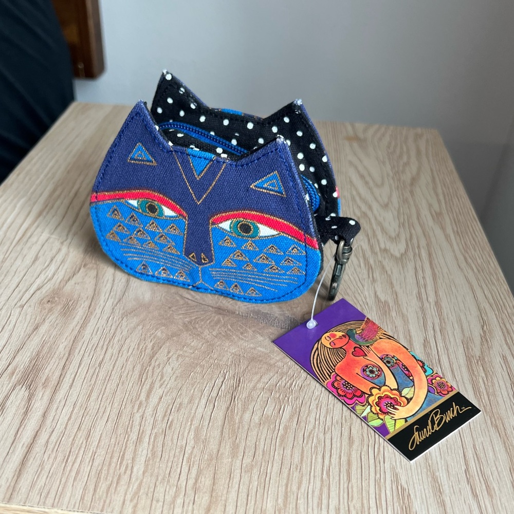 SOLD Laurel Burch Cat Face Dimensional
Canvas Zip Coin Purse